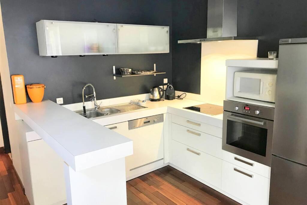 Loft Hyper Centre Reims 6 Pers Avec Parking Appartamento Esterno foto